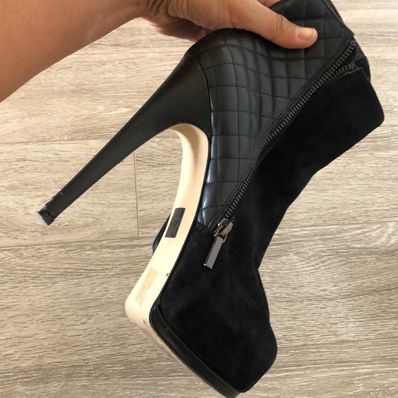 Truth or Dare Black Platform Suede Quilted Leather - Picture 8 of 8